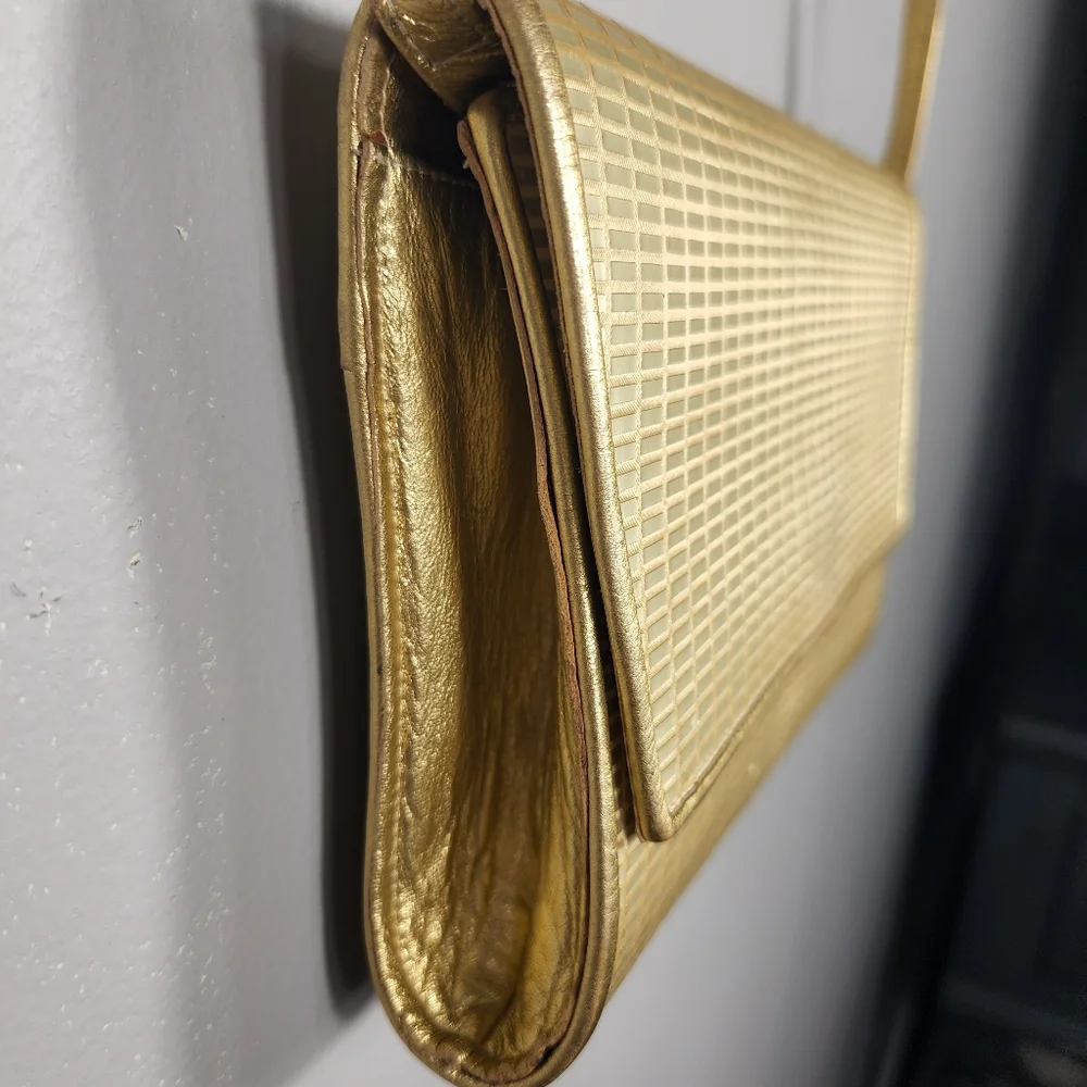 Charles Jourdan  Gold Leather Clutch Bag w/ Shoulder Strap Assymetric Flaws